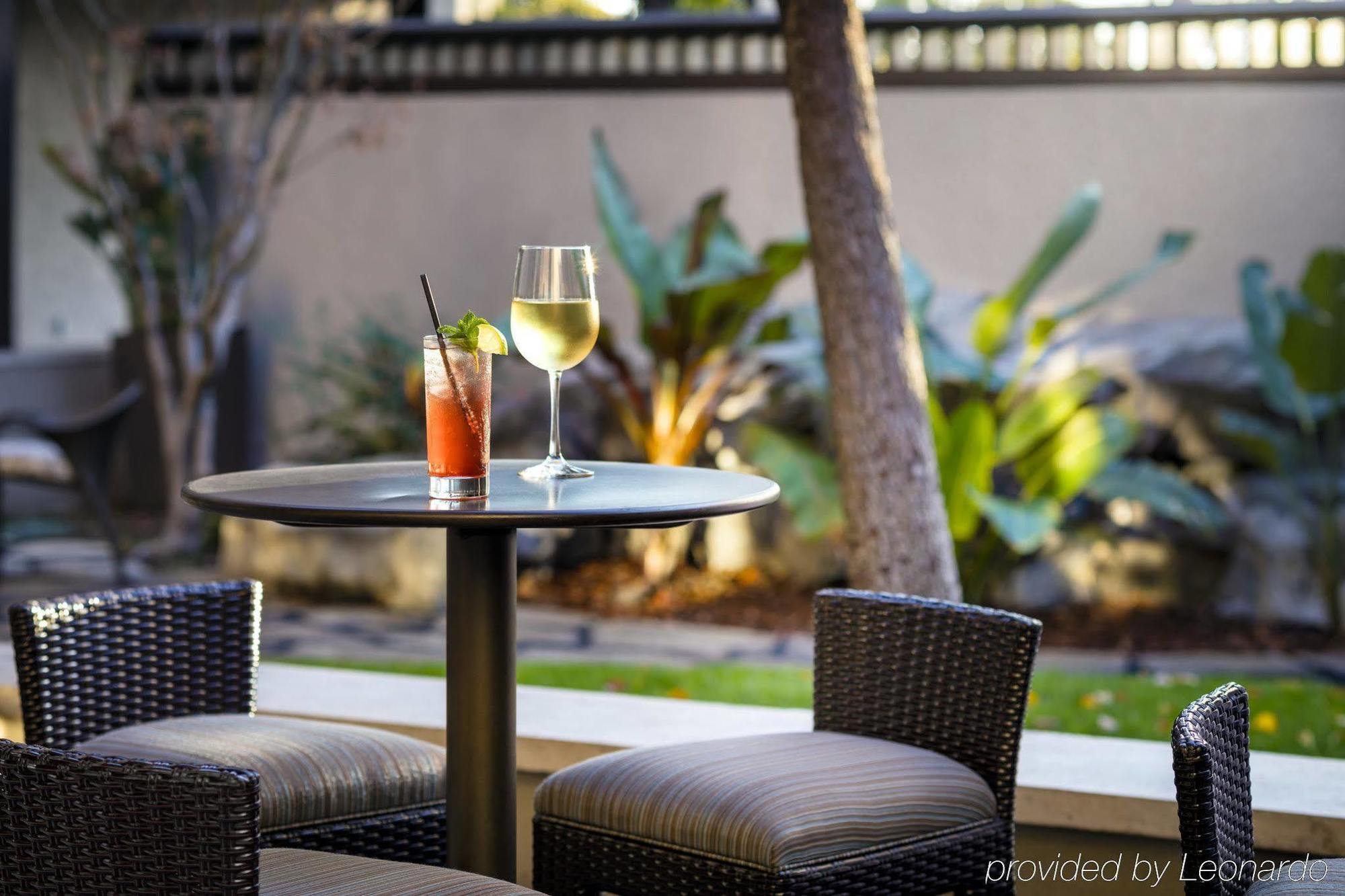 Ambrose Hotel 4*